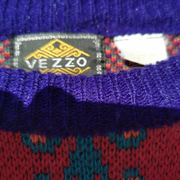 Bold Funky Print Vintage Tassel Sweater - Picture 4 of 7